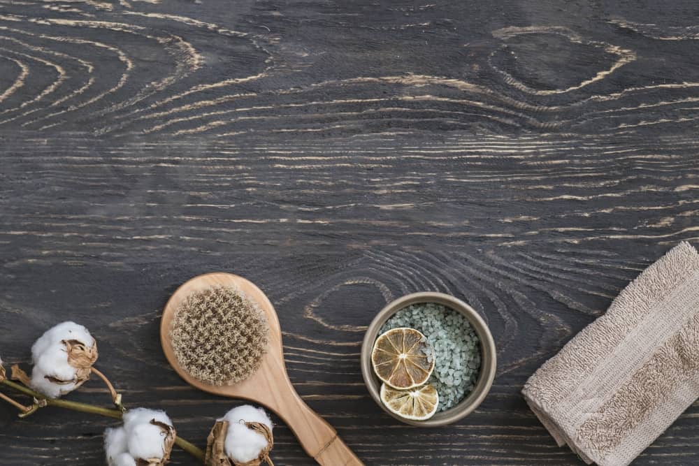 Na czym polega suchy masaż szczotką? | Herbavis.pl